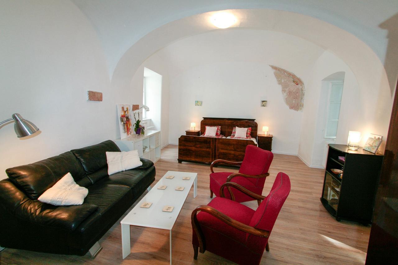 Galeria Apartman Veszprém Exterior foto
